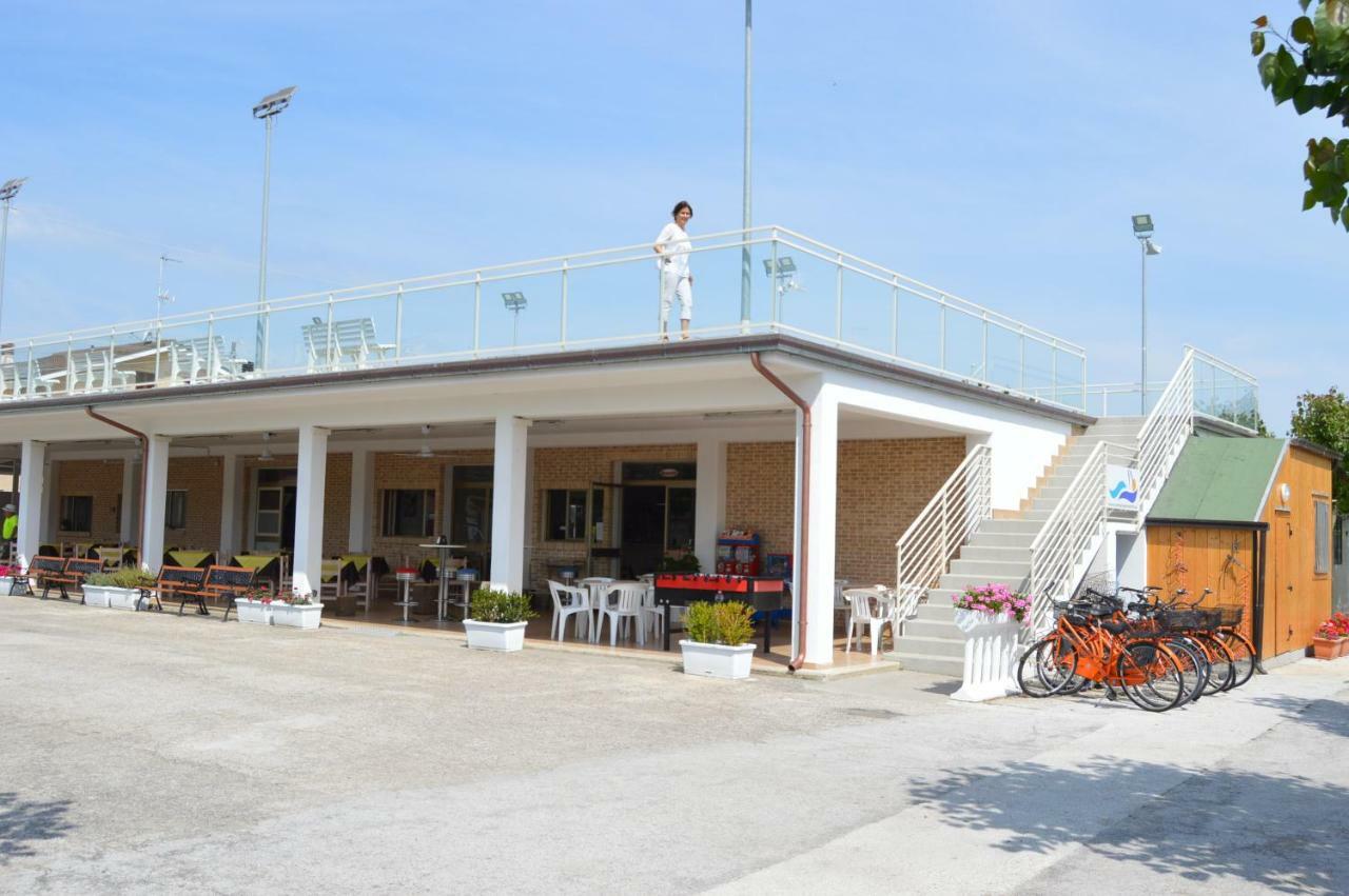 Camping Tre Archi Lido di Fermo Exterior foto